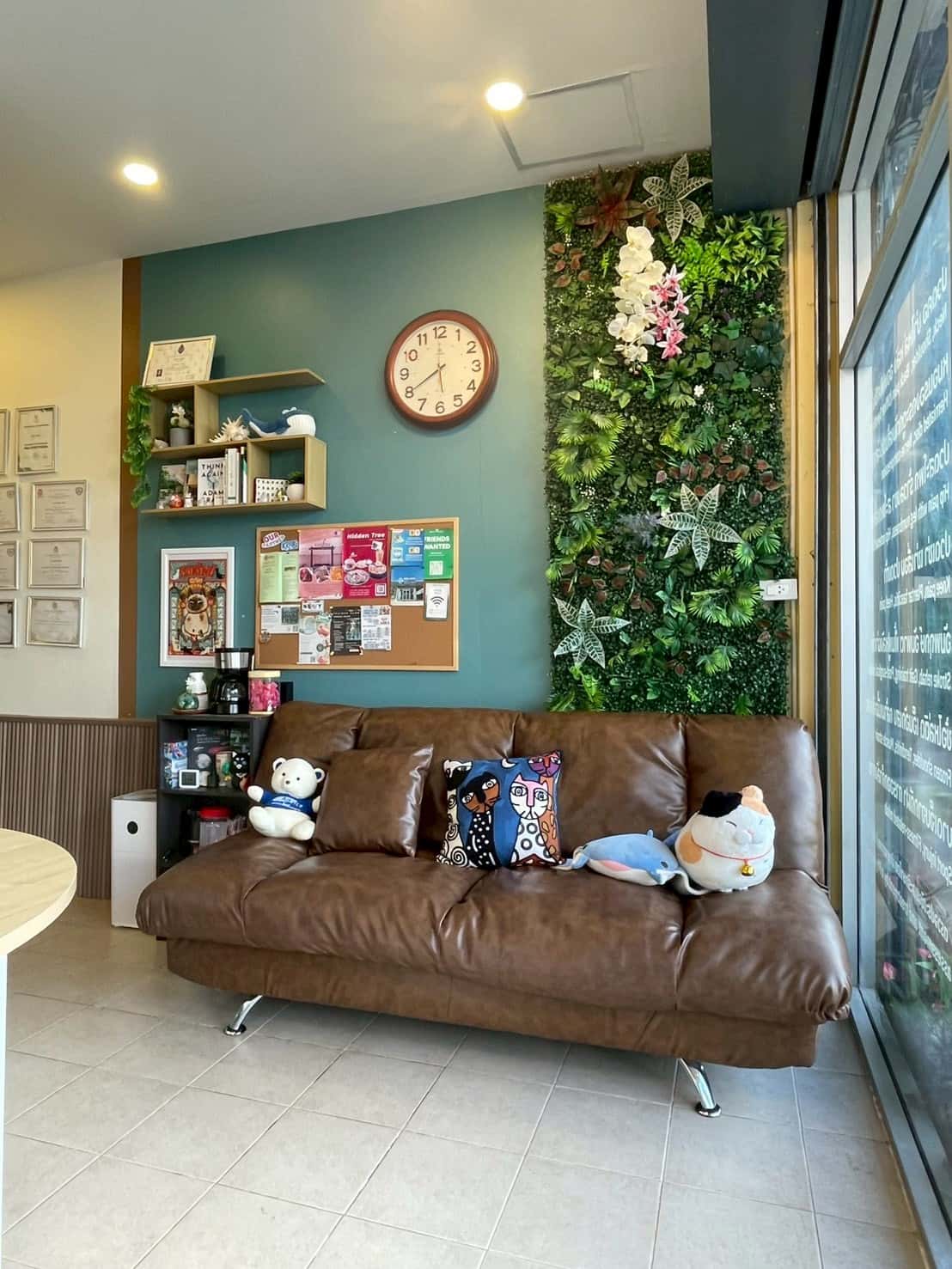 Waiting lounge